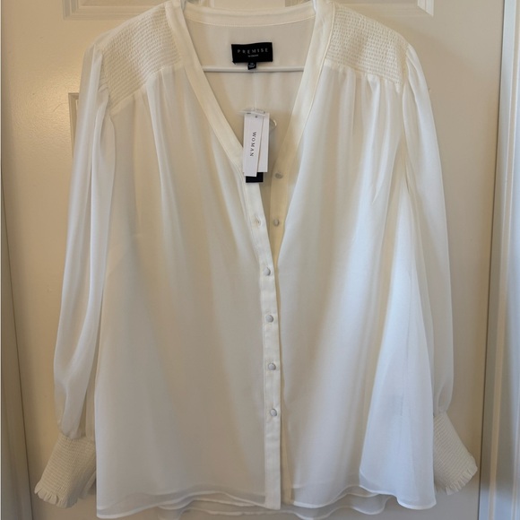 Premise Tops - NWT Premise Cream White V-Neck Button Down Blouse